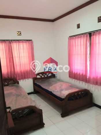 Jual Segera! Vila di Trawas, Dimensi 210m2m², Kawasan Berkembang dengan potensi meningkat Jual Segera! Vila di Trawas, Dimensi 210m2m², Kawasan Berkembang dengan potensi meningkat