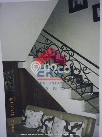 FEATURED! Rumah Nyaman di Surabaya Kota, Luas 150m2m² LB 300m2m² FEATURED! Rumah Nyaman di Surabaya Kota, Luas 150m2m² LB 300m2m²