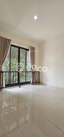 Disewakan! Rumah 4 Kamar Tidur &
3 Kamar Mandi di Sektor 9-Bintaro, Tangerang Selatan Disewakan! Rumah 4 Kamar Tidur &
3 Kamar Mandi di Sektor 9-Bintaro, Tangerang Selatan