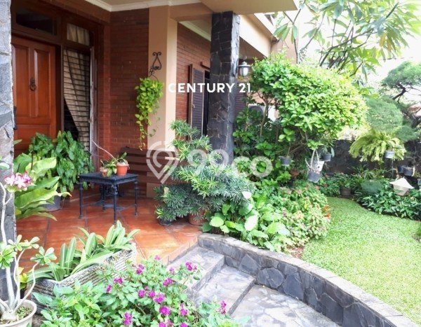 Dijual Rumah Mewah Elegan Dengan View Cantik di Bintaro, Tangerang Selatan Dijual Rumah Mewah Elegan Dengan View Cantik di Bintaro, Tangerang Selatan