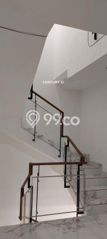 Rumah Luxury Modern Siap Huni di Bintaro Jakarta Selatan Rumah Luxury Modern Siap Huni di Bintaro Jakarta Selatan