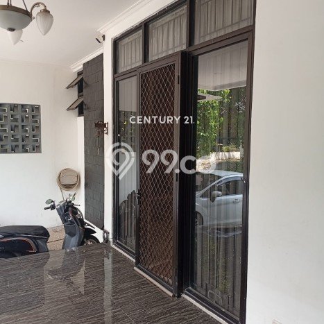 Dijual Rumah Luas Megah Dengan View Eksklusif di Sektor 9-Bintaro, Tangerang Selatan Dijual Rumah Luas Megah Dengan View Eksklusif di Sektor 9-Bintaro, Tangerang Selatan