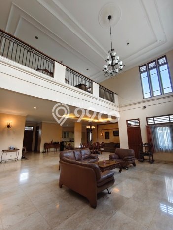 Hunian Mewah LB 1200m2 Siap Huni Desain Elegan di Bintaro, Jakarta Selatan Hunian Mewah LB 1200m2 Siap Huni Desain Elegan di Bintaro, Jakarta Selatan