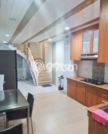 Dijual Komersial di Medan Timur Medan LT 180m2 / LB 1080m2 Dijual Komersial di Medan Timur Medan LT 180m2 / LB 1080m2
