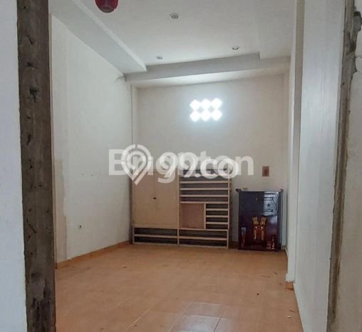 Ruko Dijual di Medan Timur LT 126m2, LB 276m2 untuk Investasi Ruko Dijual di Medan Timur LT 126m2, LB 276m2 untuk Investasi
