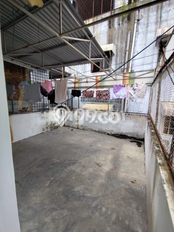 Ruko Usaha Dijual di Medan Area Medan LT 110m2 & LB 324m2 Ruko Usaha Dijual di Medan Area Medan LT 110m2 & LB 324m2