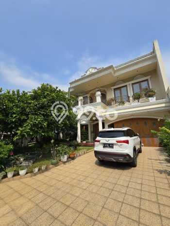 For Sale! Luxury House LT 576m2 Desain Elegan di Pantai Mutiara For Sale! Luxury House LT 576m2 Desain Elegan di Pantai Mutiara