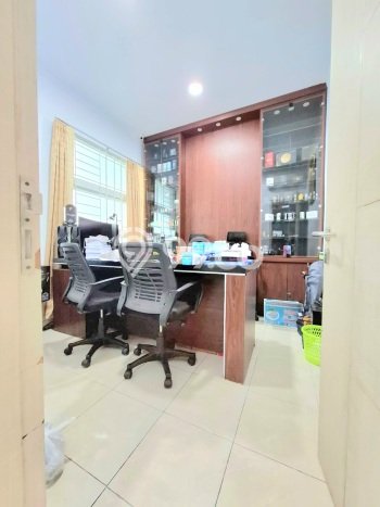 Rumah Elit Modern Siap Huni di Taman Surya Jakarta Barat Rumah Elit Modern Siap Huni di Taman Surya Jakarta Barat