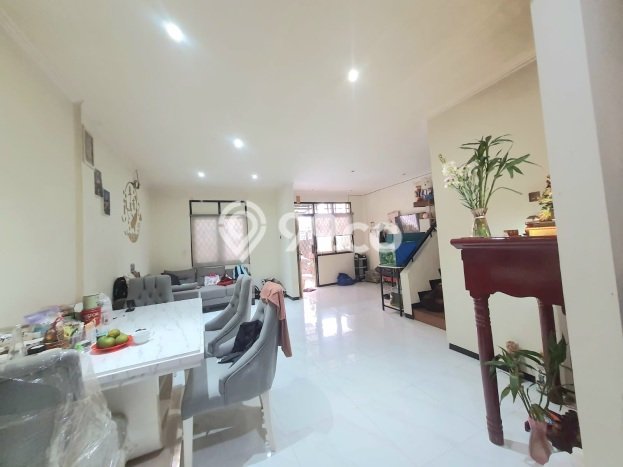 Rumah Minimalis 2 KT di Taman Palem Jakarta Barat Semi Furnished Rumah Minimalis 2 KT di Taman Palem Jakarta Barat Semi Furnished