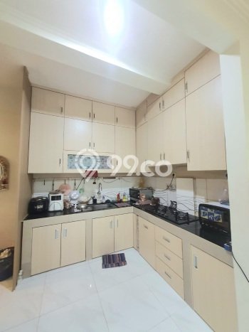 Rumah Minimalis 2 KT di Taman Palem Jakarta Barat Semi Furnished Rumah Minimalis 2 KT di Taman Palem Jakarta Barat Semi Furnished