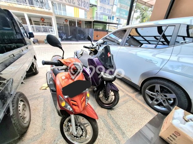 Rumah Elit Modern Siap Huni di Taman Surya Jakarta Barat Rumah Elit Modern Siap Huni di Taman Surya Jakarta Barat
