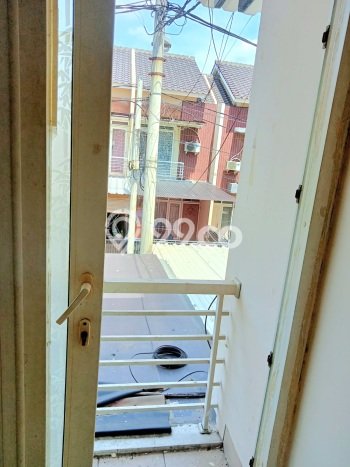 Rumah Luas Asri 2 KT Siap Huni di Taman Surya Jakarta Barat Rumah Luas Asri 2 KT Siap Huni di Taman Surya Jakarta Barat