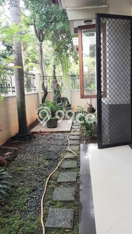 Jual Rumah Luas Megah Dengan View Cantik di Taman Surya, Jakarta Barat Jual Rumah Luas Megah Dengan View Cantik di Taman Surya, Jakarta Barat