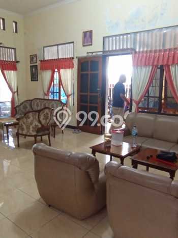 Kesempatan Memiliki Rumah 7 Kamar Tidur dan 5 Kamar Mandi di Lokasi Strategis Kraton, Yogyakarta Kesempatan Memiliki Rumah 7 Kamar Tidur dan 5 Kamar Mandi di Lokasi Strategis Kraton, Yogyakarta