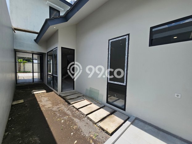 Jual Rumah Bagus Siap Huni LB 108m2 di Gamping, Sleman Jual Rumah Bagus Siap Huni LB 108m2 di Gamping, Sleman