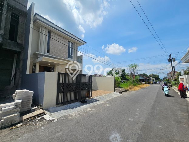 Dijual Cepat Rumah Favorit Siap Huni LB 219m2 di Kalasan, Sleman Dijual Cepat Rumah Favorit Siap Huni LB 219m2 di Kalasan, Sleman