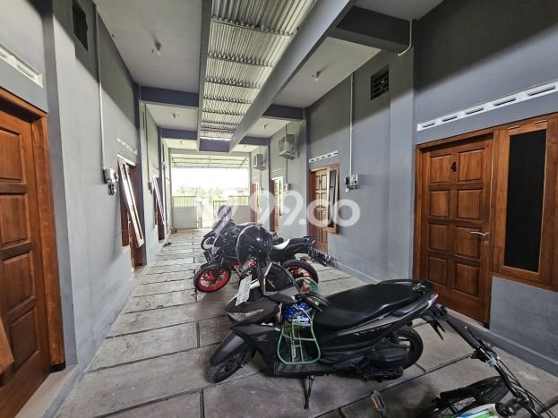 Rumah Kost untuk Dijual di Banguntapan dengan 12 KT, 12 KM, Luas 200m2 Rumah Kost untuk Dijual di Banguntapan dengan 12 KT, 12 KM, Luas 200m2