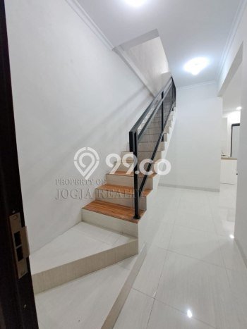 Jual Rumah Strategis Bagus Punya 4 KT di Wirobrajan Yogyakarta SHM Jual Rumah Strategis Bagus Punya 4 KT di Wirobrajan Yogyakarta SHM