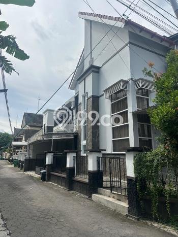 Siap Huni Rumah Mewah 4 Kamar di Mlati Dekat ke Mana Pun Siap Huni Rumah Mewah 4 Kamar di Mlati Dekat ke Mana Pun