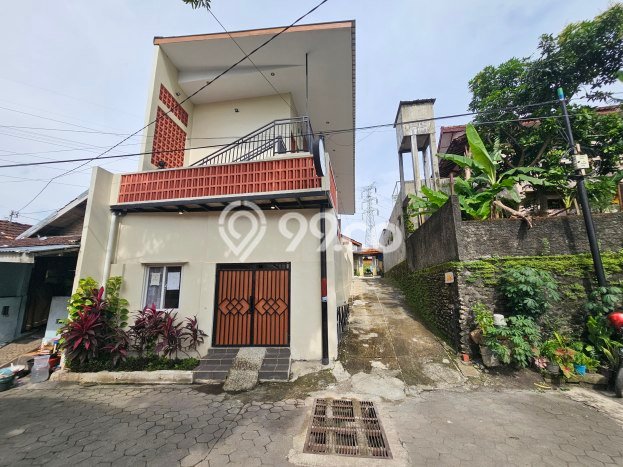 Dijual Kost di Kawasan Sewon, Bantul, Spesifikasi 12 KT, 12 KM, 300m2 Dijual Kost di Kawasan Sewon, Bantul, Spesifikasi 12 KT, 12 KM, 300m2