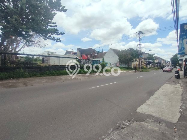 Disewakan Tanah Lokasi Strategis di Depok Sleman 1309m2 Disewakan Tanah Lokasi Strategis di Depok Sleman 1309m2