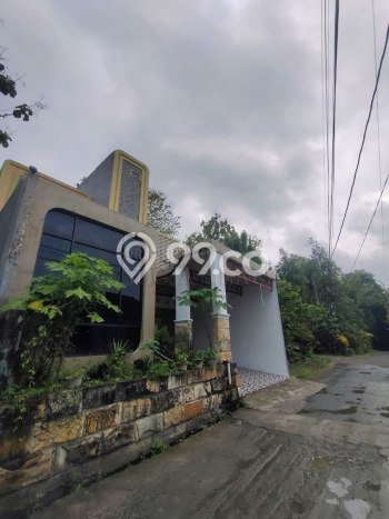 Rumah Kost untuk Dijual di Sedayu dengan 3 KT, 2 KM, Luas 350m2 Rumah Kost untuk Dijual di Sedayu dengan 3 KT, 2 KM, Luas 350m2