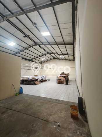 Untuk Dijual Gudang di Kosambi Tangerang LT 450m2 / LB 450m2 Untuk Dijual Gudang di Kosambi Tangerang LT 450m2 / LB 450m2
