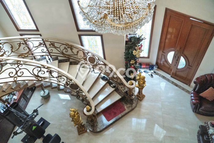 For Sale! Luxury House LT 469m2 Desain Elegan di Pantai Indah Kapuk For Sale! Luxury House LT 469m2 Desain Elegan di Pantai Indah Kapuk