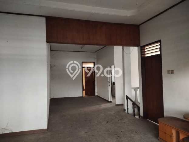 Rumah Luxury Modern Tanpa Renovasi di Pulomas Jakarta Timur Rumah Luxury Modern Tanpa Renovasi di Pulomas Jakarta Timur