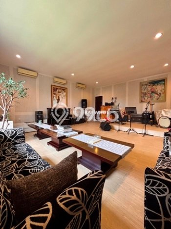 Rumah Elit Modern Siap Huni di Tanah Kusir Jakarta Selatan Rumah Elit Modern Siap Huni di Tanah Kusir Jakarta Selatan