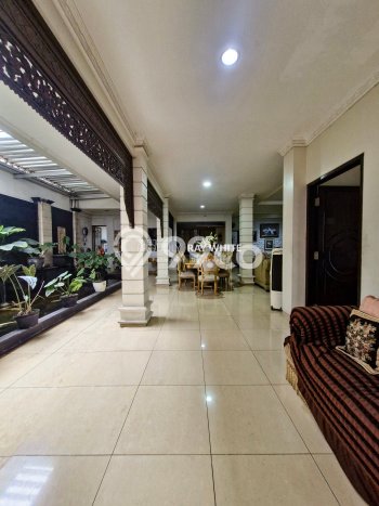 Rumah Eksklusif Siap Huni LT 613m2 di Cilandak, Jakarta Selatan Rumah Eksklusif Siap Huni LT 613m2 di Cilandak, Jakarta Selatan