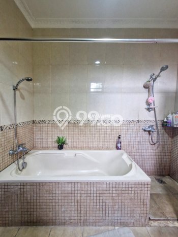 Rumah Eksklusif Siap Huni LT 613m2 di Cilandak, Jakarta Selatan Rumah Eksklusif Siap Huni LT 613m2 di Cilandak, Jakarta Selatan