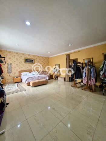 Rumah Eksklusif Siap Huni LT 613m2 di Cilandak, Jakarta Selatan Rumah Eksklusif Siap Huni LT 613m2 di Cilandak, Jakarta Selatan