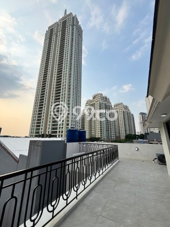 Rumah Mewah Siap Huni LT 218m2 di Kebayoran Baru, Jakarta Selatan Rumah Mewah Siap Huni LT 218m2 di Kebayoran Baru, Jakarta Selatan
