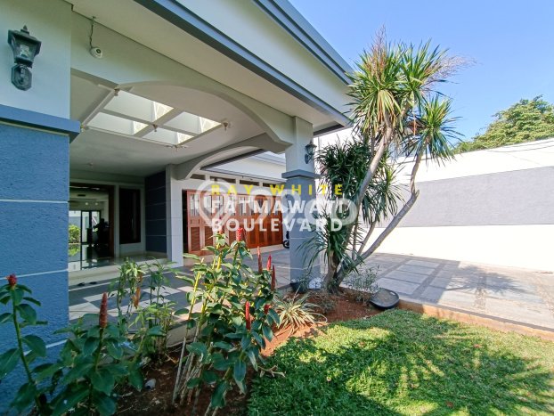 Jual Rumah Luas Megah Dengan View Cantik di Cipete, Jakarta Selatan Jual Rumah Luas Megah Dengan View Cantik di Cipete, Jakarta Selatan
