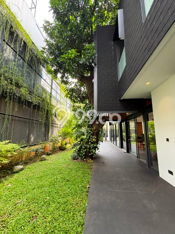 Dijual Rumah Mewah Exclusive di Kebayoran Baru, Jakarta Selatan Dijual Rumah Mewah Exclusive di Kebayoran Baru, Jakarta Selatan
