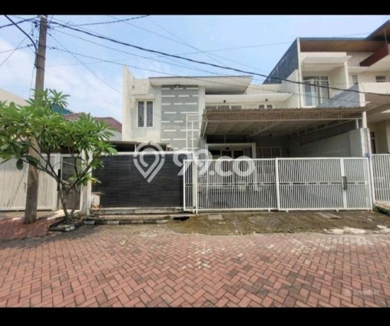 Rumah Elit LB 150m2 Siap Huni Desain Elegan di Jemursari, Surabaya Rumah Elit LB 150m2 Siap Huni Desain Elegan di Jemursari, Surabaya