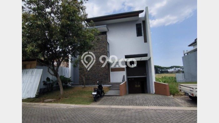 Jual Rumah Luas Megah Dengan View Cantik di Kota Baru Parahyangan, Bandung Jual Rumah Luas Megah Dengan View Cantik di Kota Baru Parahyangan, Bandung