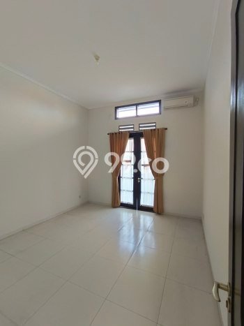 Rumah Elit Modern Tanpa Renovasi di Kota Baru Parahyangan Bandung Rumah Elit Modern Tanpa Renovasi di Kota Baru Parahyangan Bandung