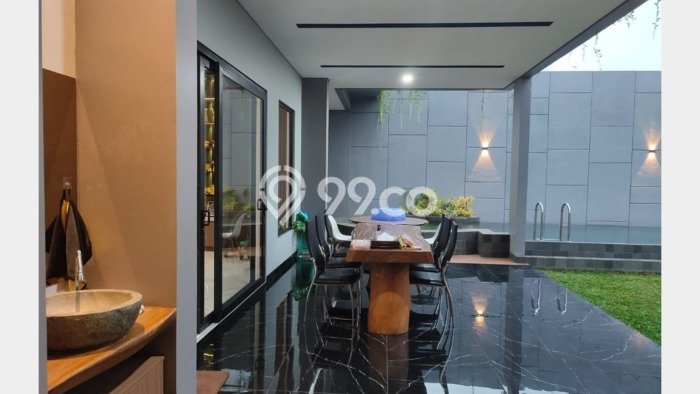 Dijual Rumah Mewah Elegan Dengan View Eksklusif di Kota Baru Parahyangan, Bandung Dijual Rumah Mewah Elegan Dengan View Eksklusif di Kota Baru Parahyangan, Bandung