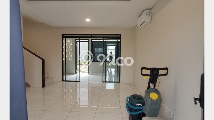 Rumah Sewa Bandung LT 160m2 LB 115m2 Kawasan Kota Baru Parahyangan Rumah Sewa Bandung LT 160m2 LB 115m2 Kawasan Kota Baru Parahyangan