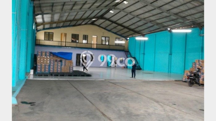 Lokasi Strategis! Dijual Gudang Bisnis di Rancaekek, Bandung Kondisi Baik Lokasi Strategis! Dijual Gudang Bisnis di Rancaekek, Bandung Kondisi Baik