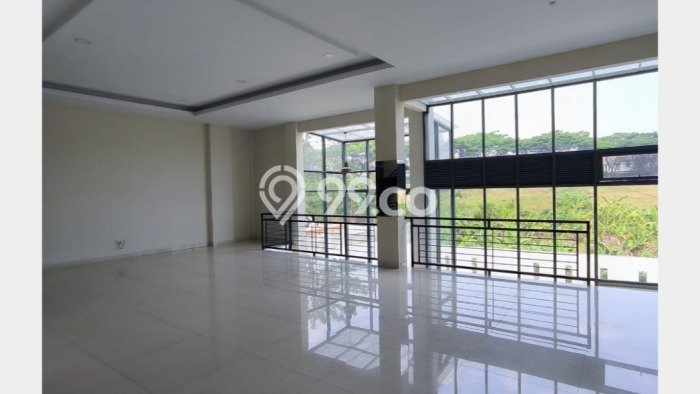 Jual Rumah Luas Megah Dengan View Cantik di Kota Baru Parahyangan, Bandung Jual Rumah Luas Megah Dengan View Cantik di Kota Baru Parahyangan, Bandung