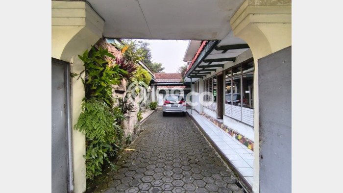 LOKASI TERBAIK! Hotel di , Luas 2000m2m², Jalan Utama LOKASI TERBAIK! Hotel di , Luas 2000m2m², Jalan Utama