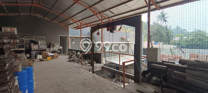 Untuk Dijual! Gudang di Cimahi Bandung LT 2190m2 / LB 780m2 Kawasan Strategis Untuk Dijual! Gudang di Cimahi Bandung LT 2190m2 / LB 780m2 Kawasan Strategis