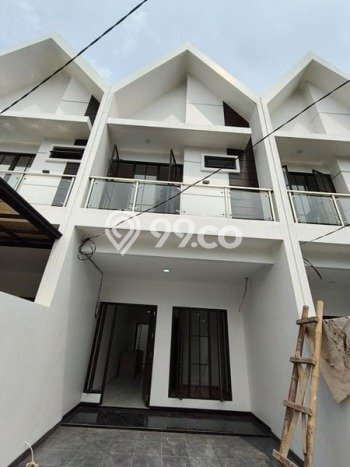 Dijual Rumah Strategis Bagus Punya 3 KT di Kembangan Jakarta Barat - Dijual Rumah Strategis Bagus Punya 3 KT di Kembangan Jakarta Barat -