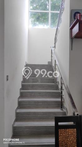 Rumah Elit Modern Siap Huni di Pakuwon City Surabaya Rumah Elit Modern Siap Huni di Pakuwon City Surabaya