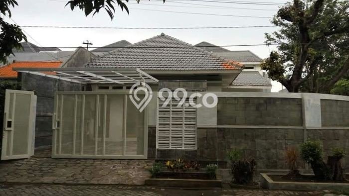 Dijual Hunian Mewah dengan Fasilitas Sekitar Lengkap di Tenggilis Mejoyo, Surabaya Dijual Hunian Mewah dengan Fasilitas Sekitar Lengkap di Tenggilis Mejoyo, Surabaya