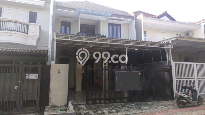 Rumah Bagus di Citraland, Surabaya, Luas Tanah 120m², LB 240m² Rumah Bagus di Citraland, Surabaya, Luas Tanah 120m², LB 240m²