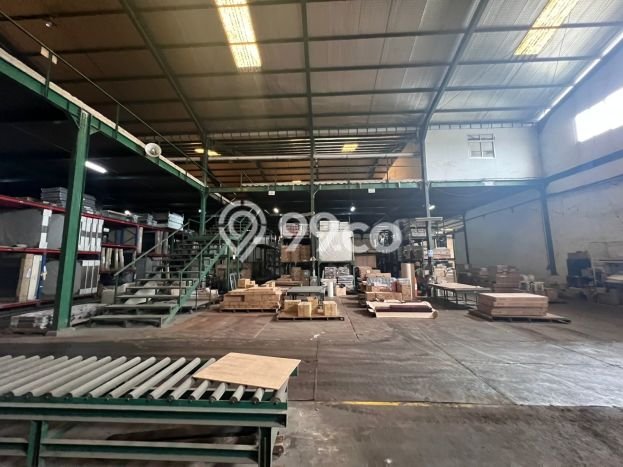 Unit Gudang Paling Strategis di Jati Uwung Tangerang dengan LB 15732m2 Unit Gudang Paling Strategis di Jati Uwung Tangerang dengan LB 15732m2